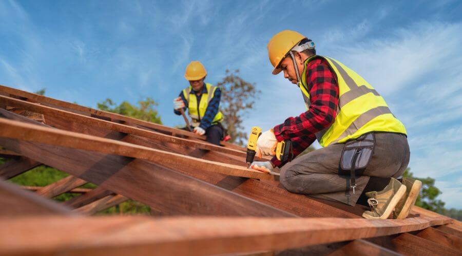 Professional gutter cleaning in Montrose, MN